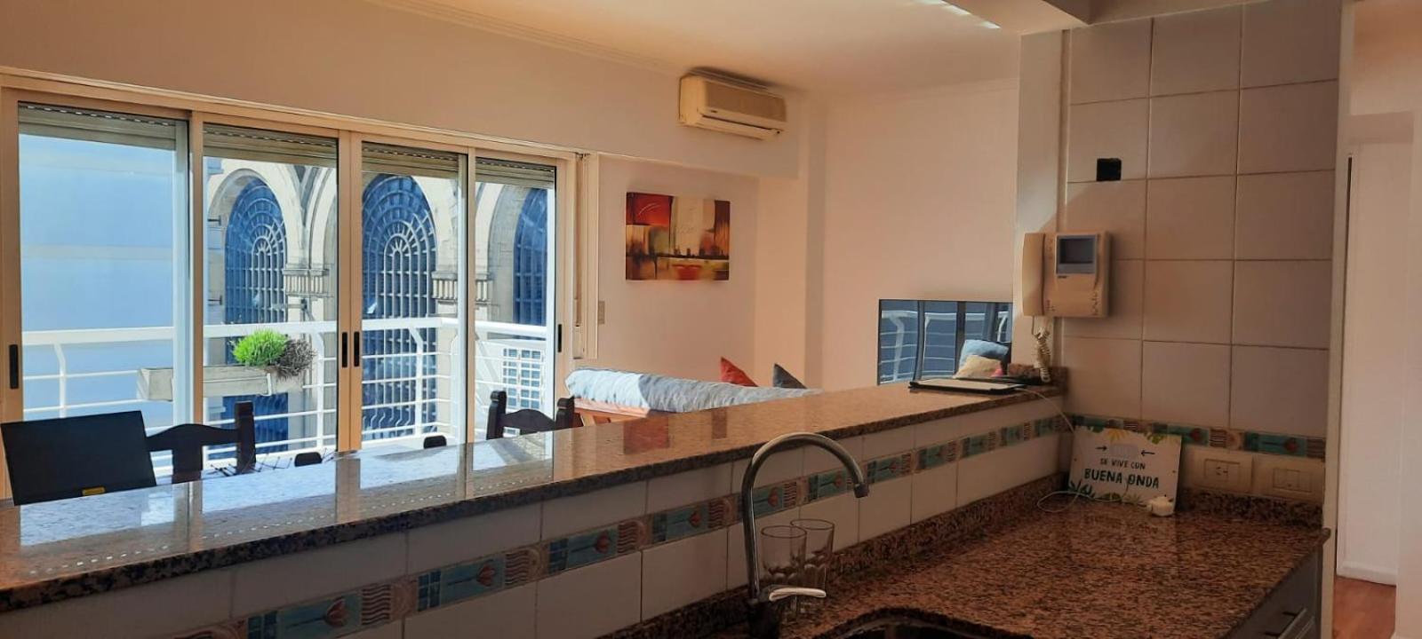 Hermoso Apartamento En El Corazon De Bs As *