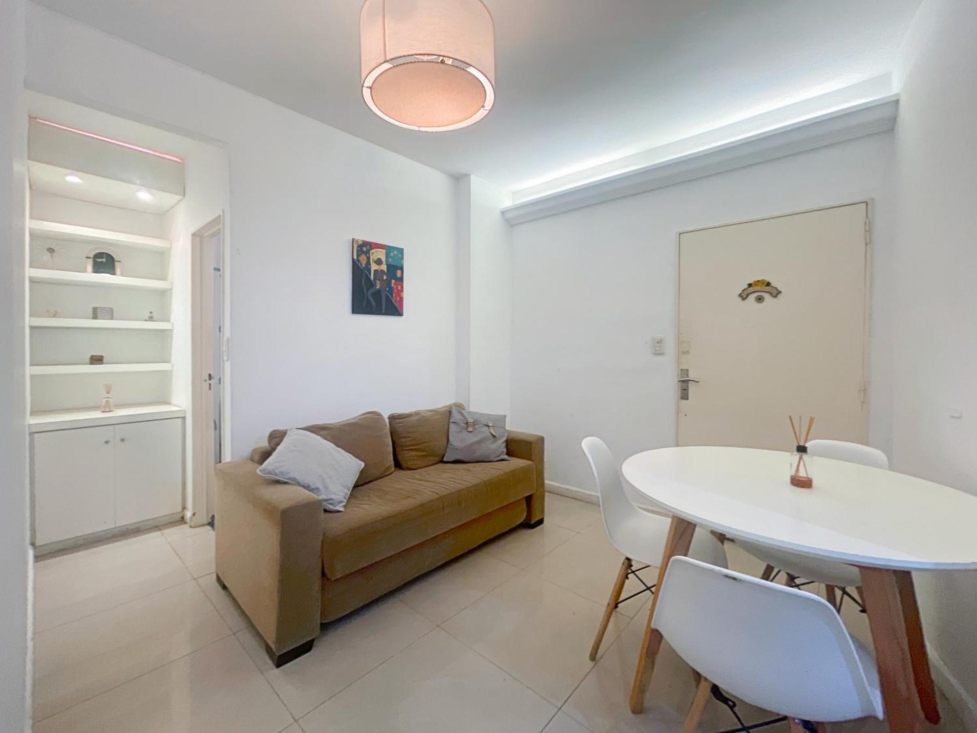 Charming With Patio In Colegiales * Buenos Aires
