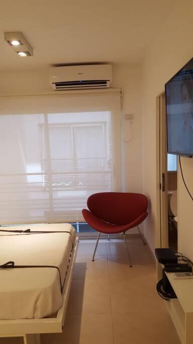 En Facultad De Medicina Viamonte Y Junin Apartamento *