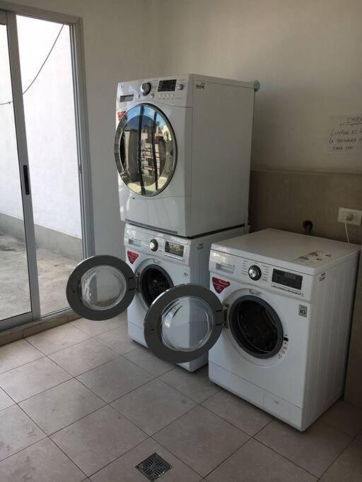 En Facultad De Medicina Viamonte Y Junin Apartamento