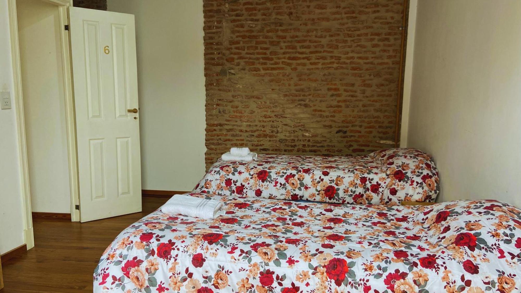 Bed & Breakfast La Casa Del Loro, San Telmo - 8 Habitaciones Buenos Aires