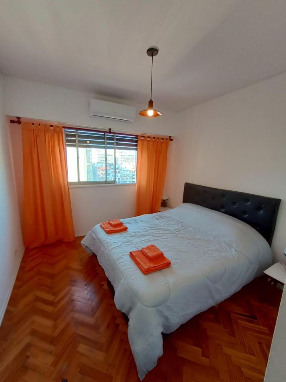 Departamento Amplio Y Luminoso Ciudad Autónoma de Buenos Aires