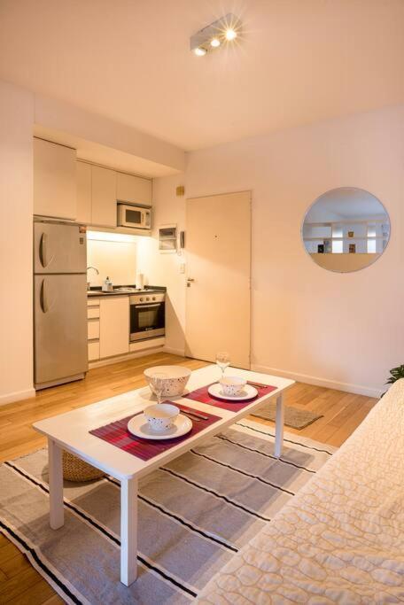 Warm, Quiet & Inviting Retreat - Steps From Palermo Apartamento