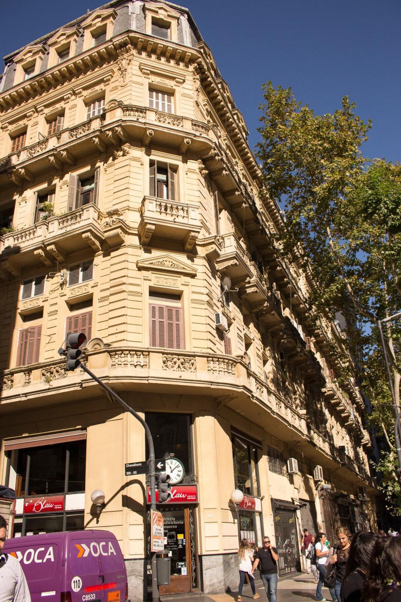 Apartamento Loft Antiguo Sobre Av De Mayo Ciudad Autónoma de Buenos Aires