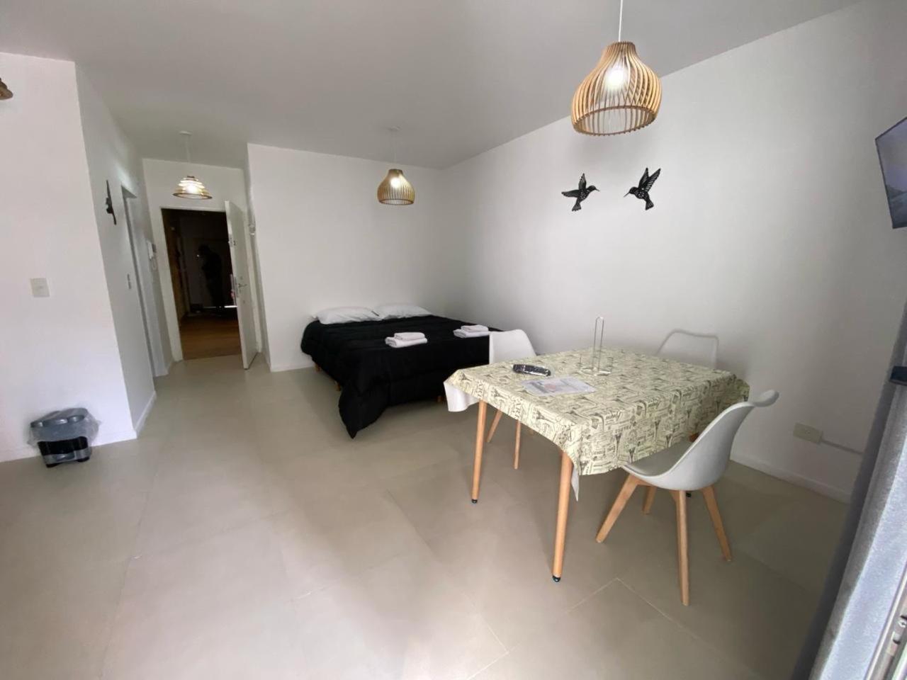 Crystal Lavalle 1725 Apartamento *