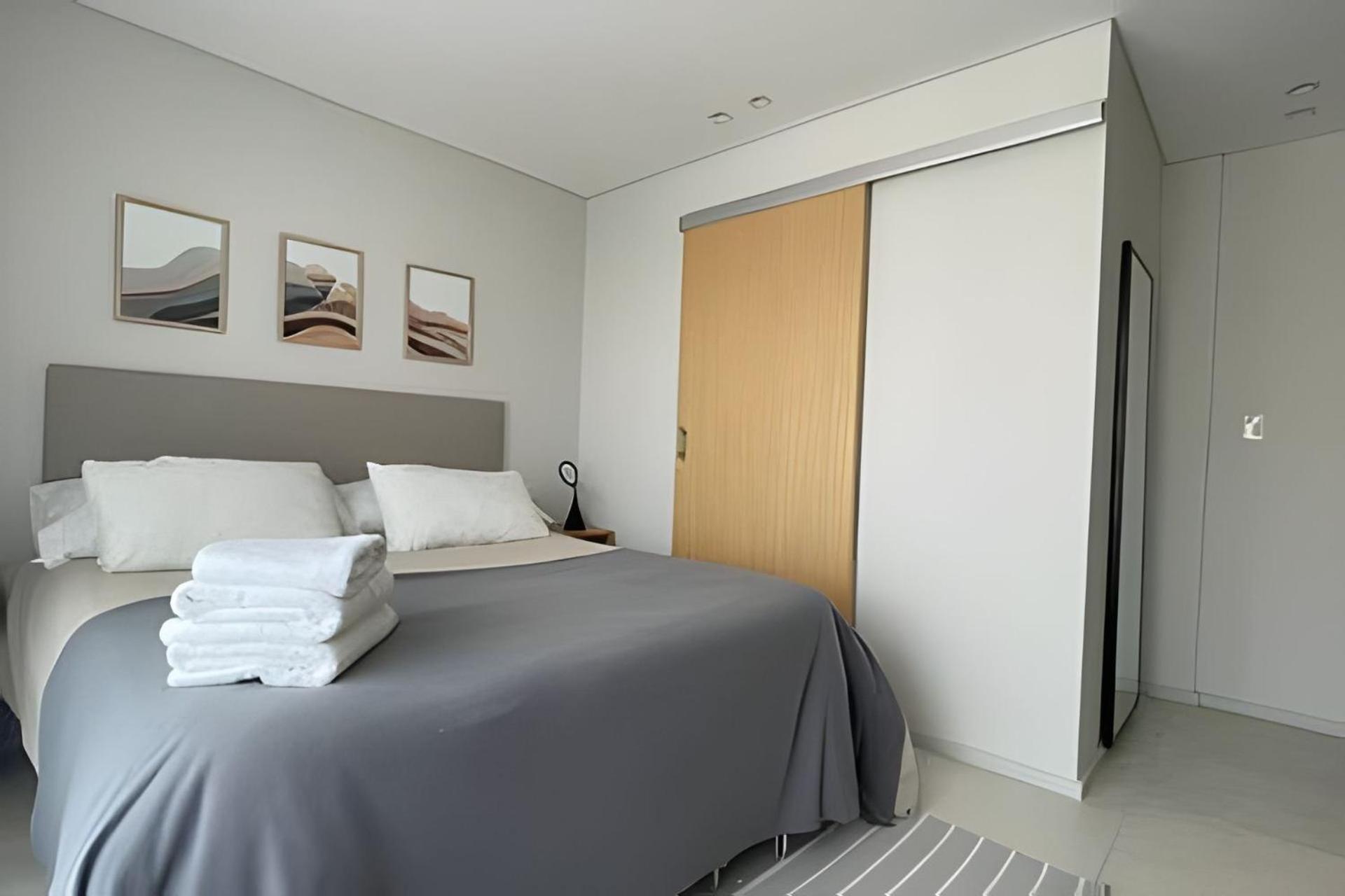 Apartamento Enjoy Vallanhost @ Matienzo Lot - 112 *