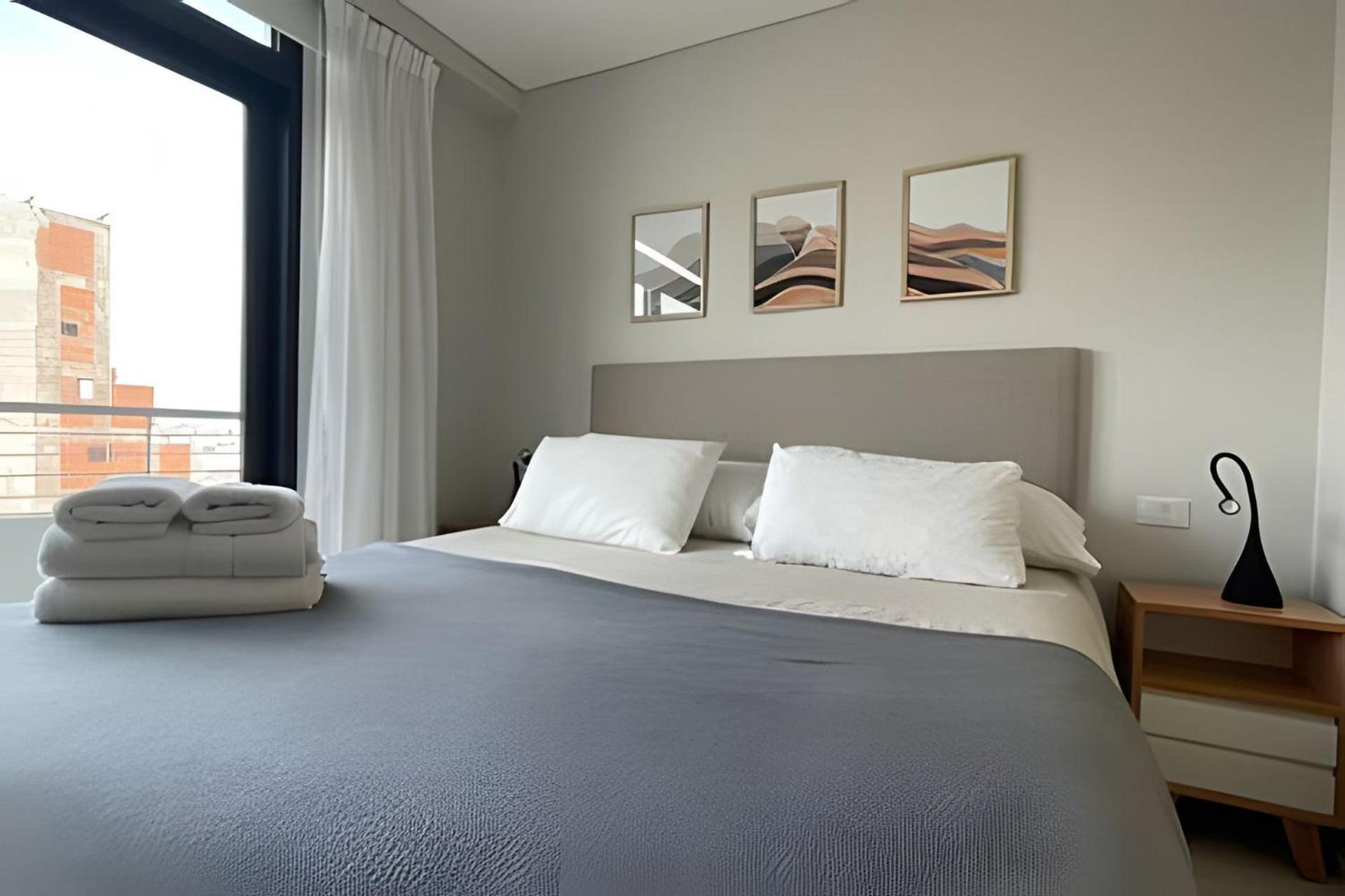 Enjoy Vallanhost @ Matienzo Lot - 112 Apartamento