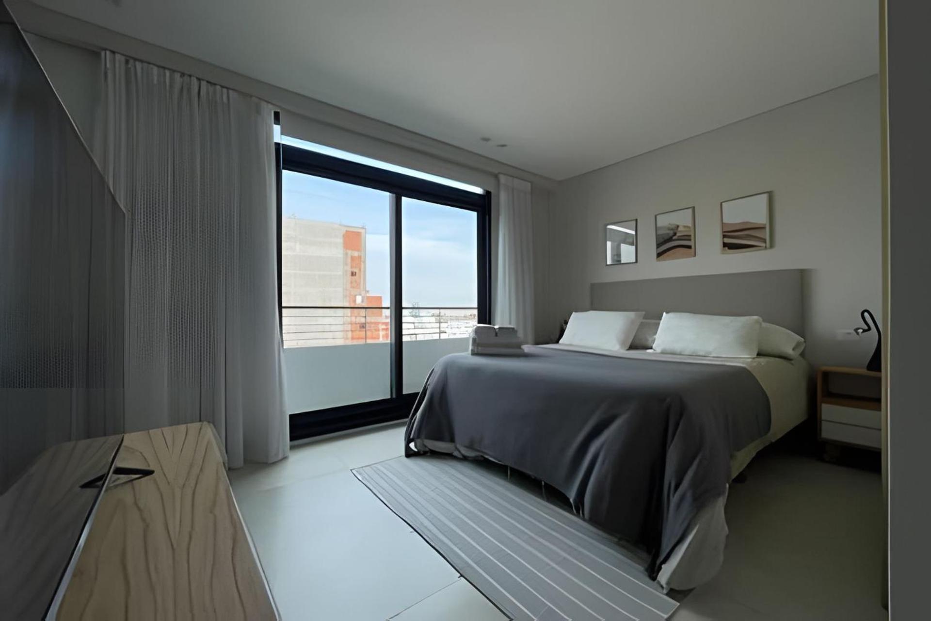 Enjoy Vallanhost @ Matienzo Lot - 112 *