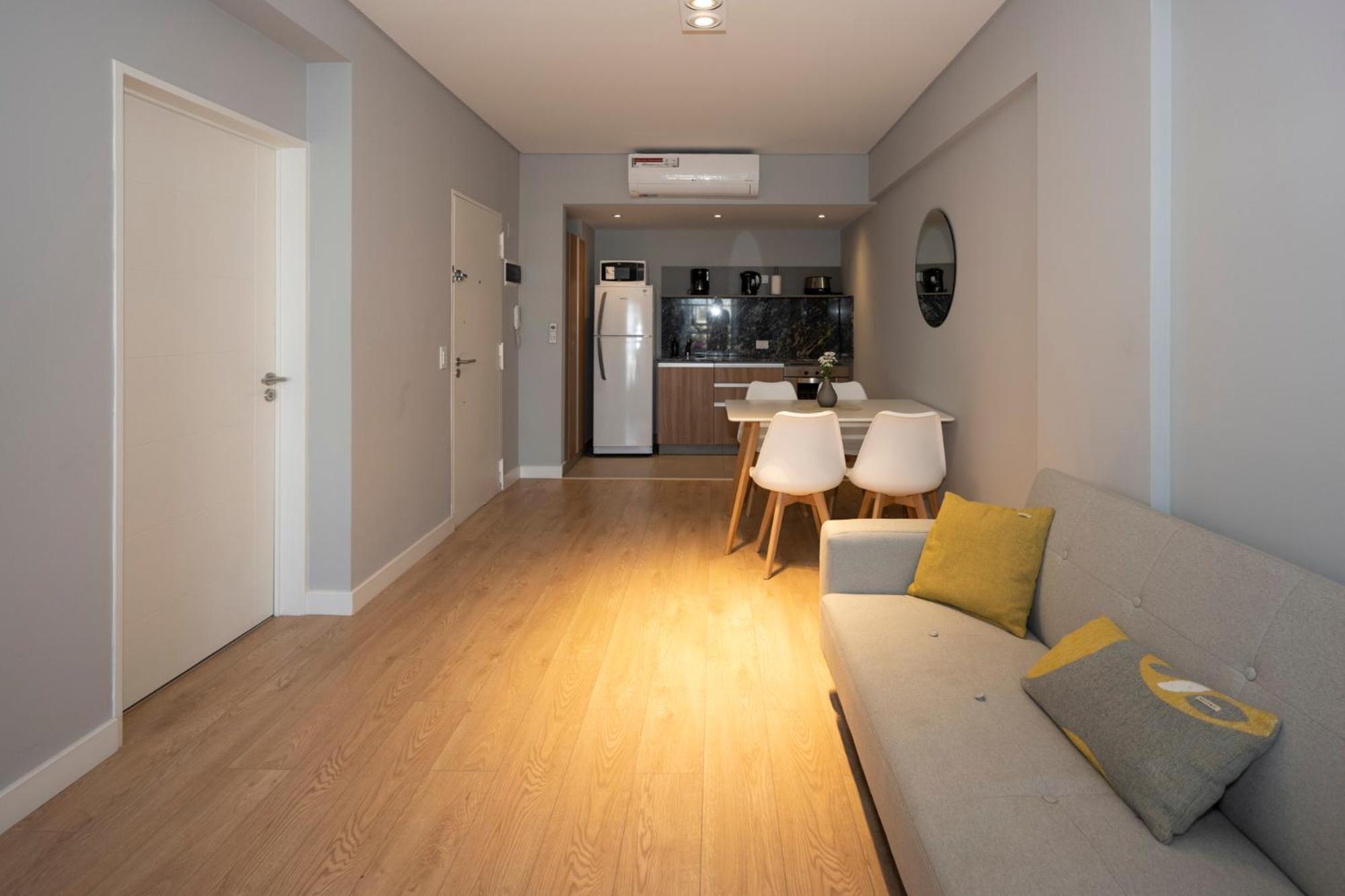 Confortable Monoambiente En Almagro, A Pasos Del Hospital -g1- Apartamento *
