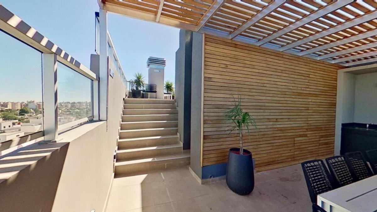Panoramic Penthouse: Luxury Living With Gym, Pool, And Party Salon Apartment Buenos Aires
