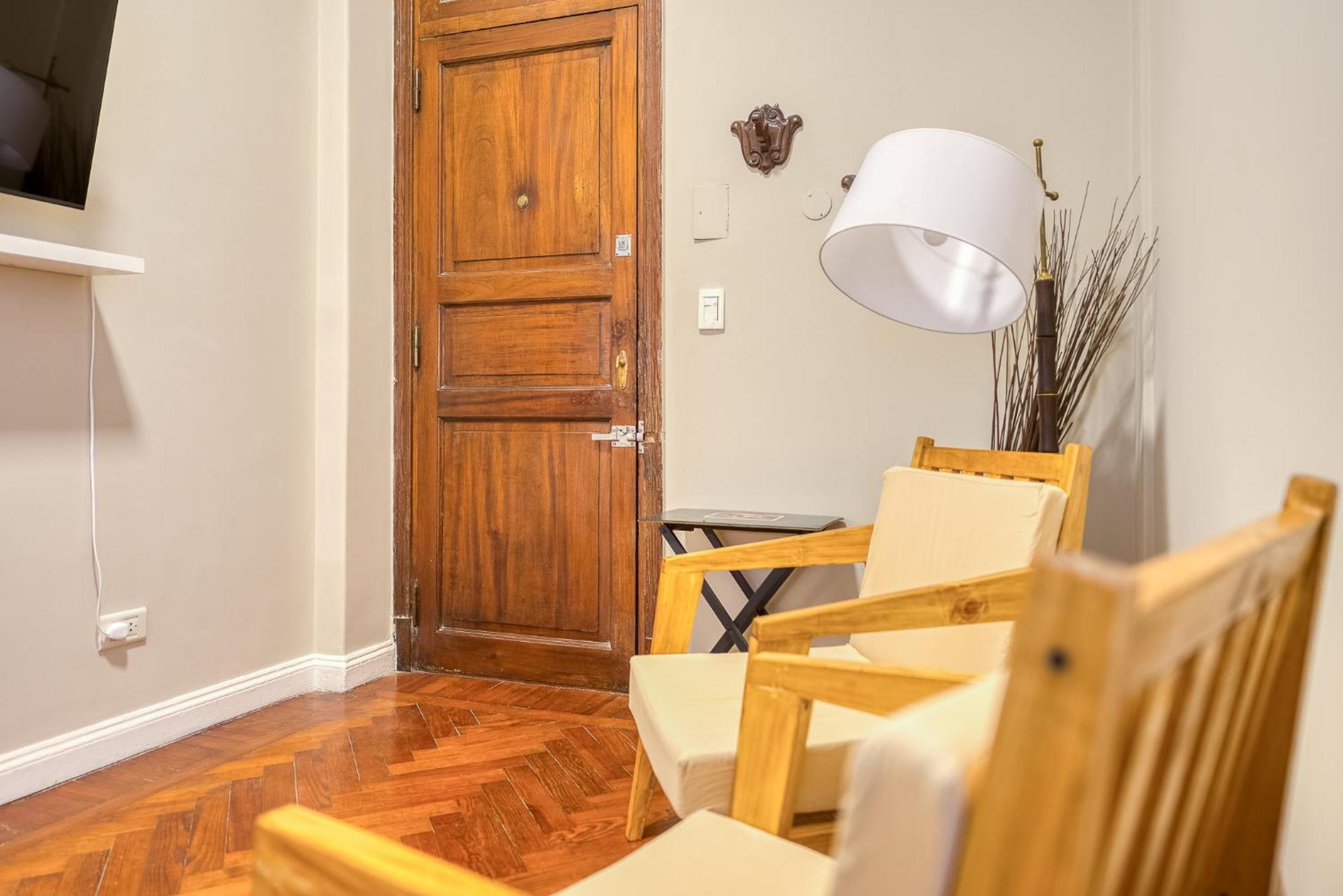 Apartamento Departamento Centrico Y Remodelado En Recoleta - Teatro Colon *