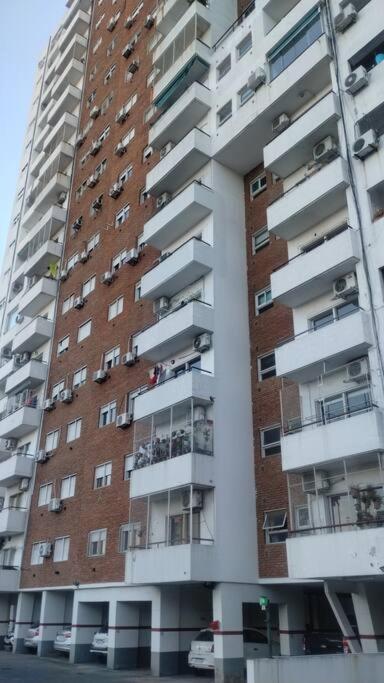 Bright & Spacious Flat In Almagro-perfect For Groups And Families * Ciudad Autónoma de Buenos Aires