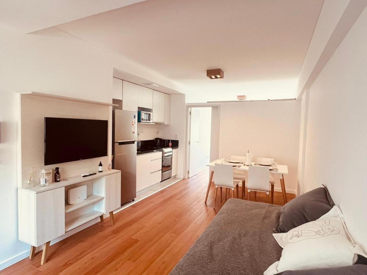 Apartamento Amplio Y Comodo Departamento Sobre La Calle Paraguay 2