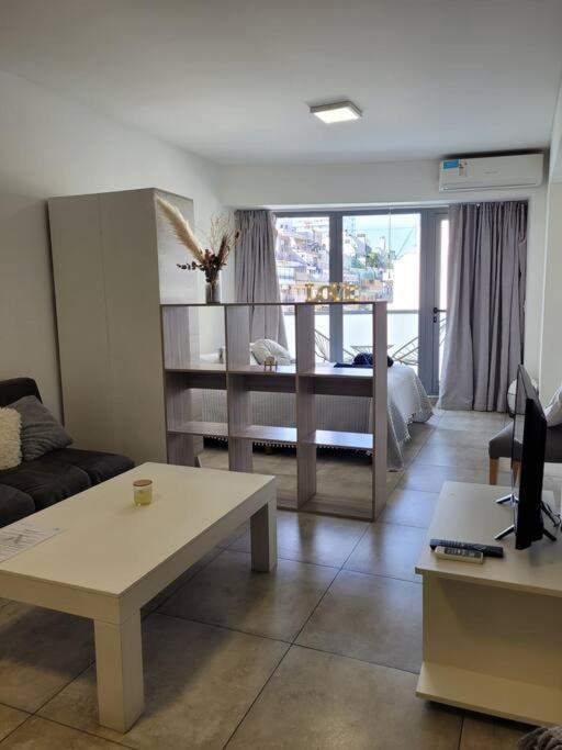 Moderno Monoambiente Gym Piscina Seguridad 24hs Hom Edificio Subte D Apartamento *