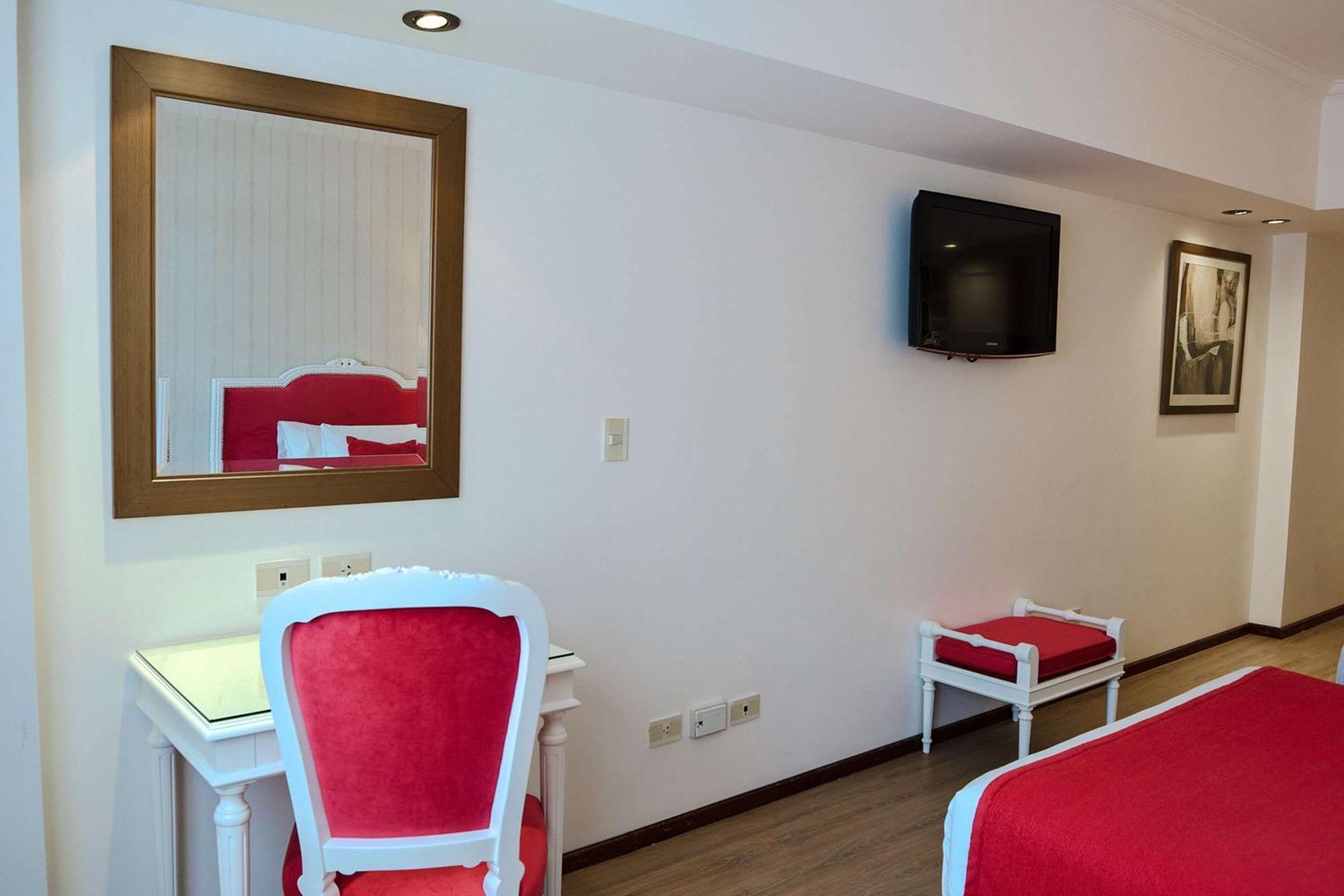 Ramada By Wyndham Centro 4*