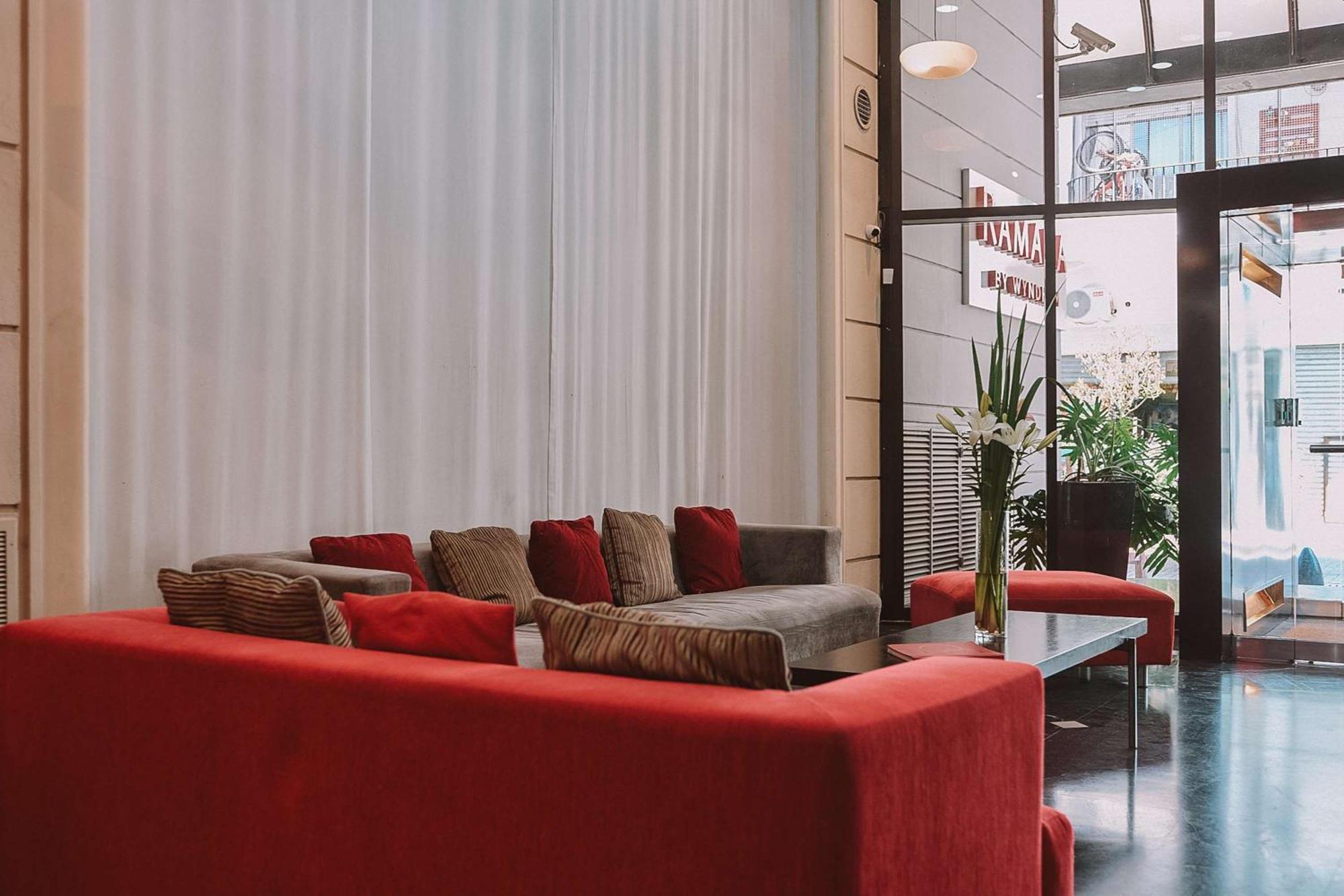 Acomodação com café da manhã  Ramada By Wyndham Centro Buenos Aires