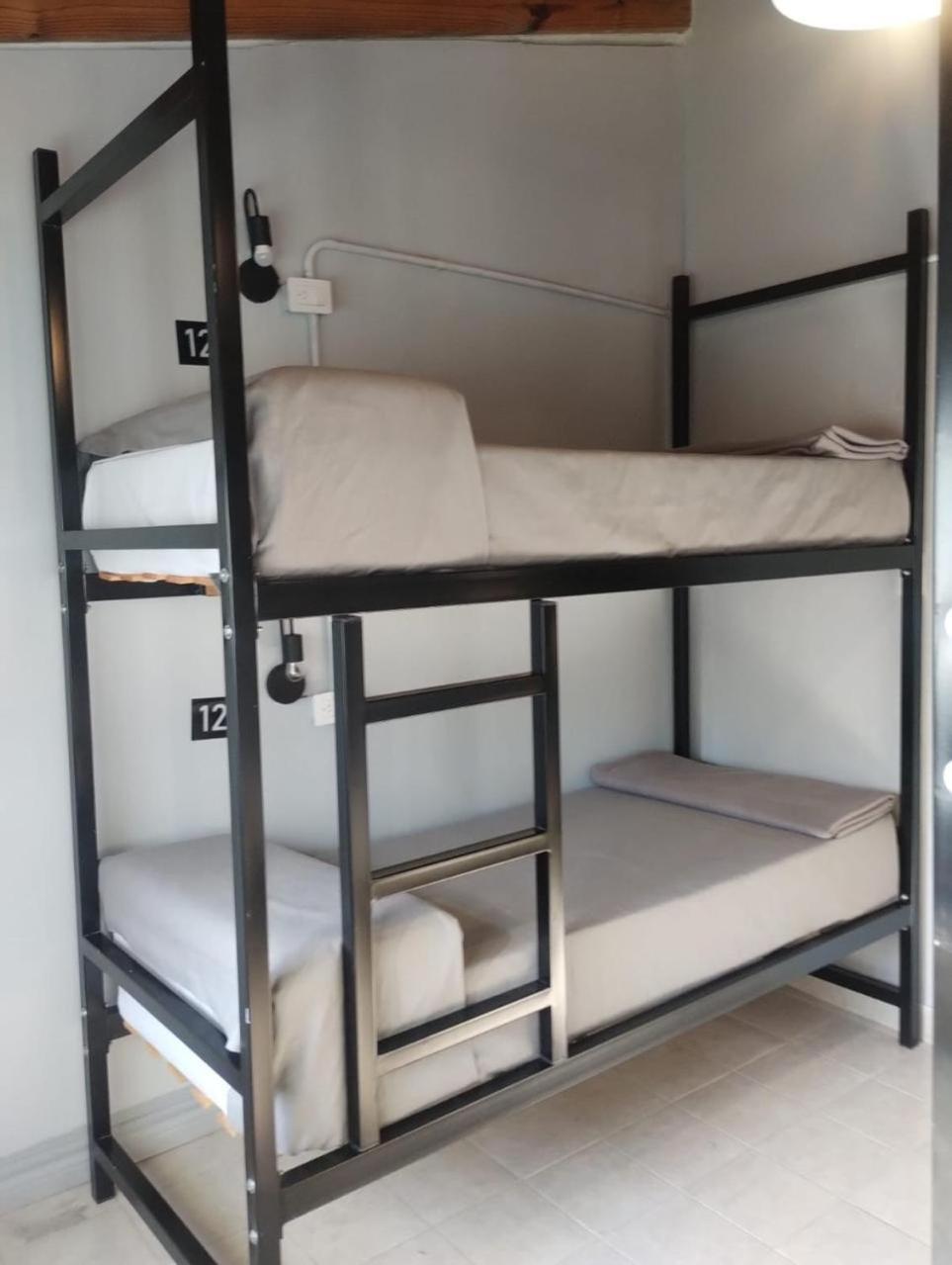 Folk Palermo Hostal *