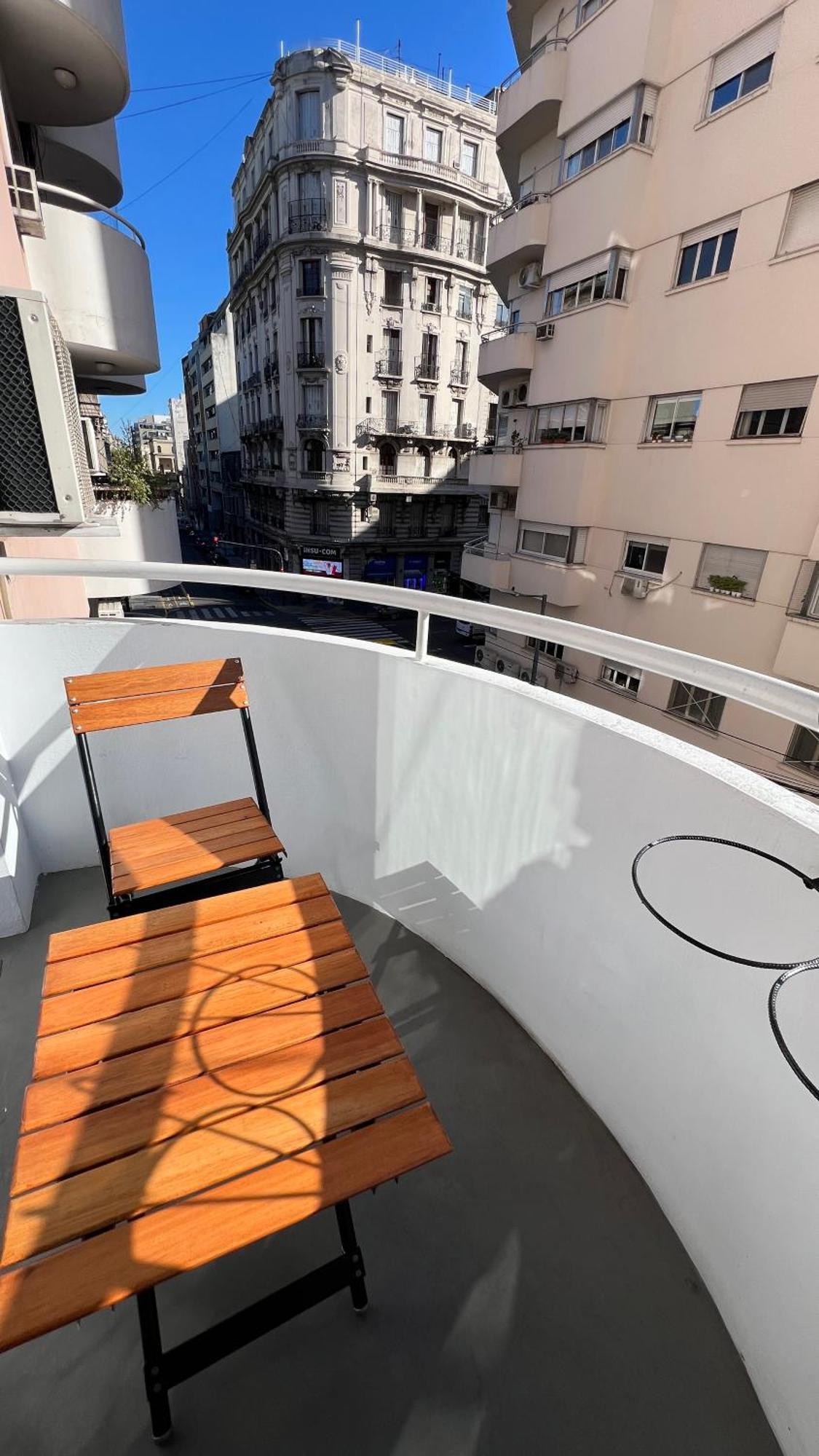 Apartamento Stylish Haven In Downtown Buenos Aires!