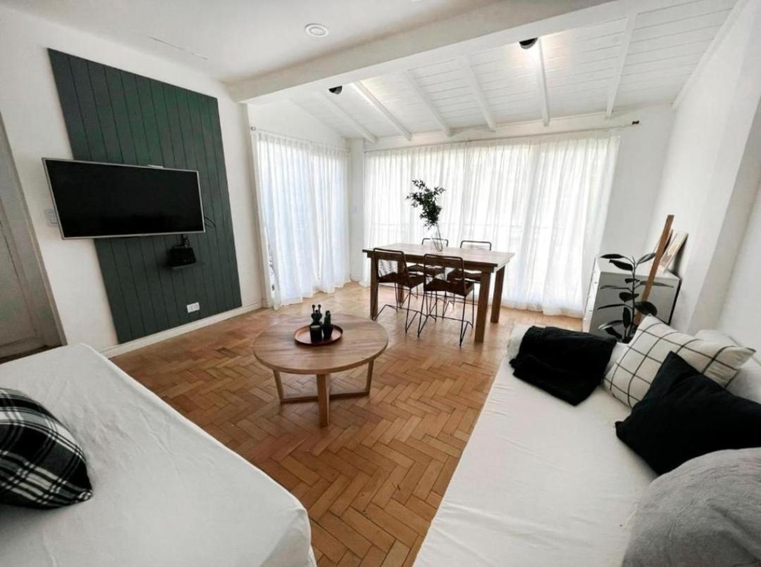 Apartamento Departamento En Colegiales, Limite Con Belgrano