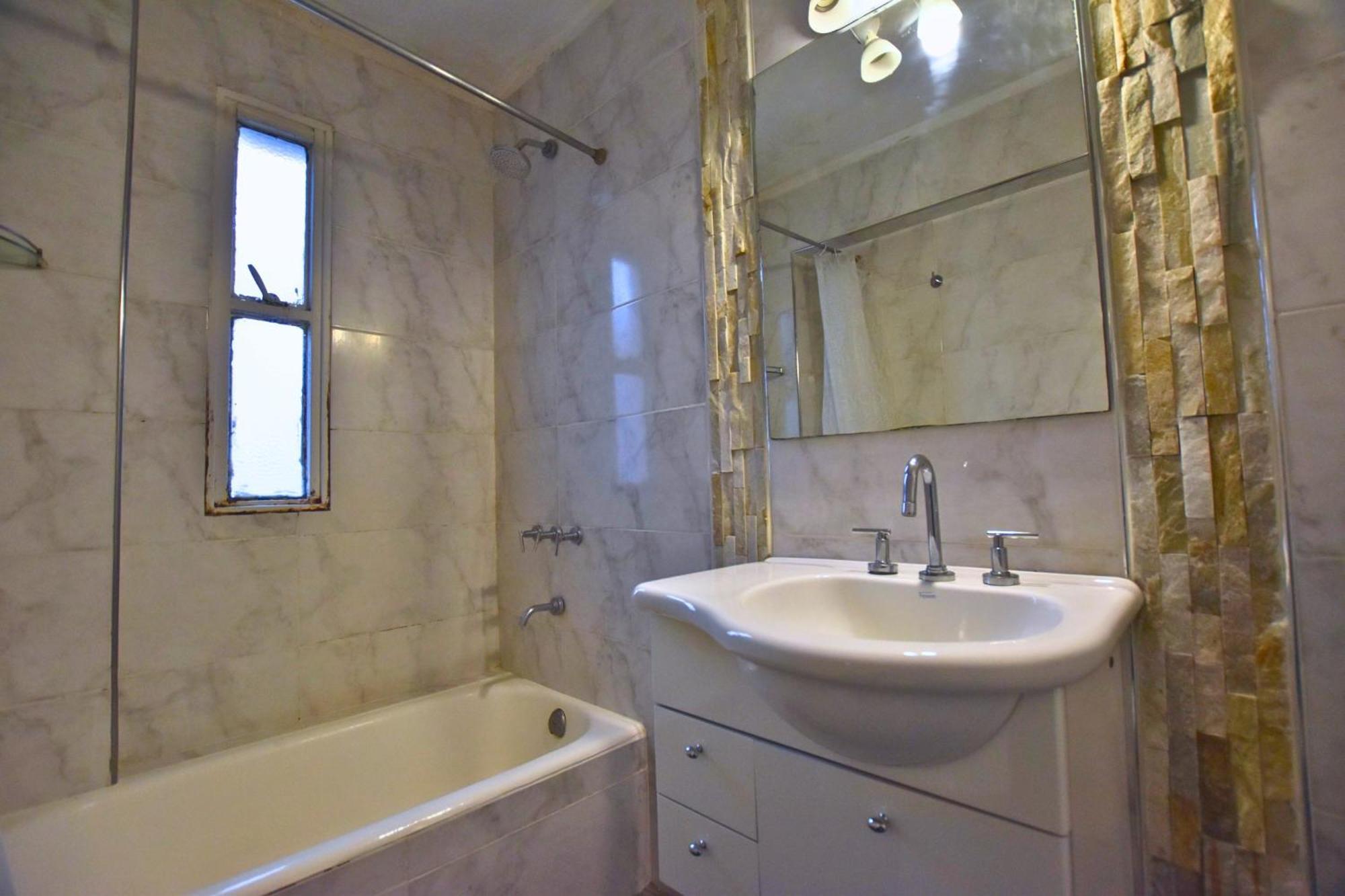 Cómodo Y Luminoso, 1 Dormitorio, Cocina, Balcón Apartamento Ciudad Autónoma de Buenos Aires