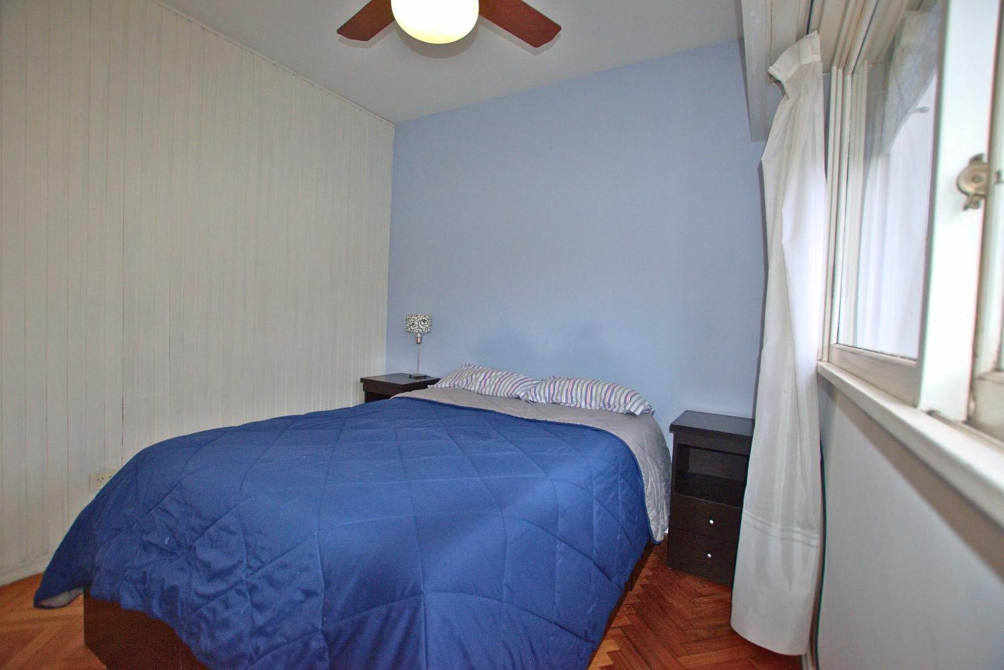 Cómodo Y Luminoso, 1 Dormitorio, Cocina, Balcón