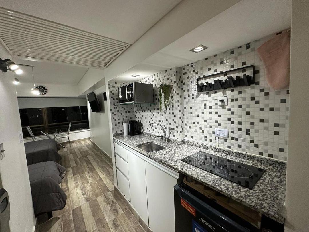 Departamento Para Tres Personas En Microcentro * Buenos Aires