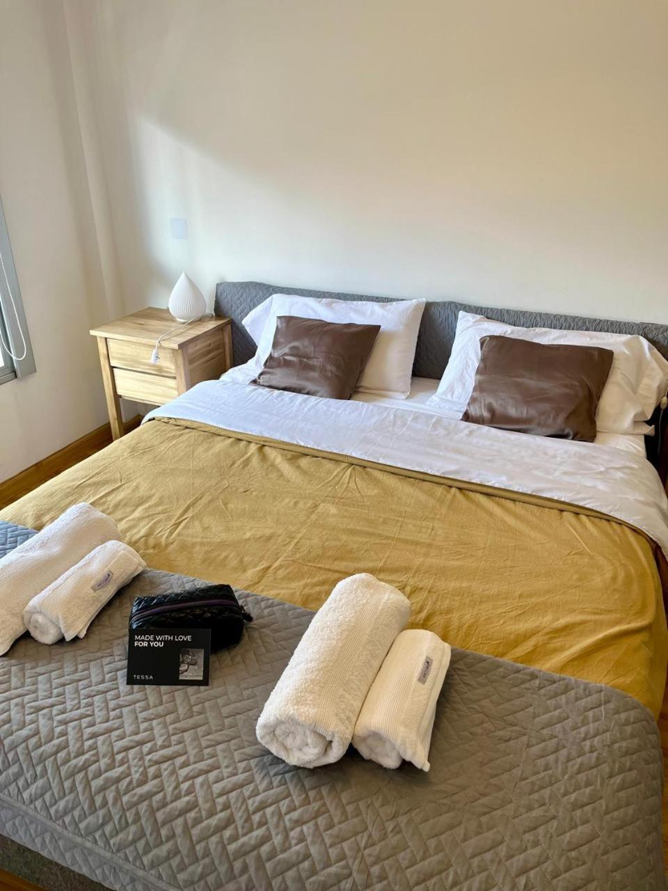 Amplio Y Luminoso 2 Ambientes Con Balcon Gym Pileta Palermo Tessa Iii Apartamento