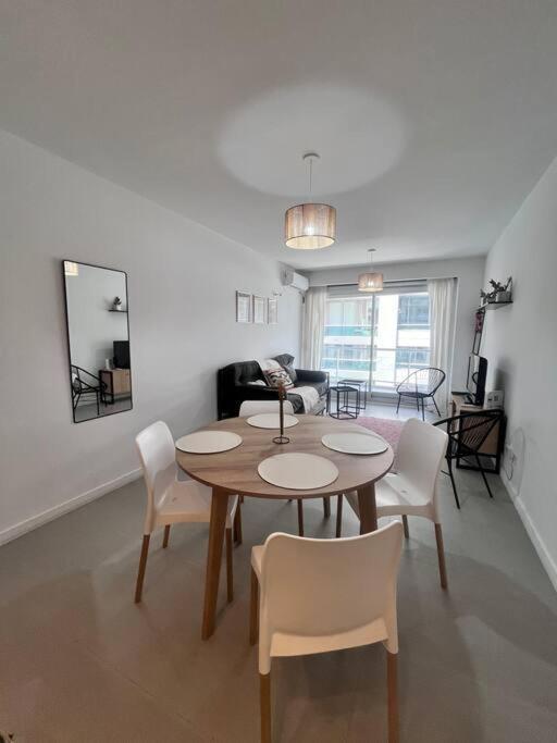 Apartamento Amplio Sum Con Parrilla Y Piscina En Recoleta!