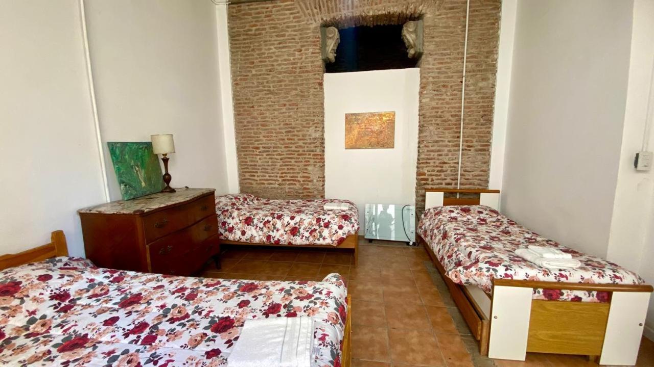 La Casa Del Loro, San Telmo - 8 Habitaciones * Buenos Aires