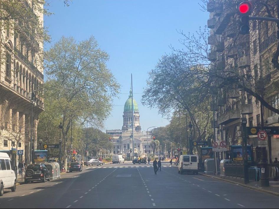 Av De Mayo 1316 - Apartamento *