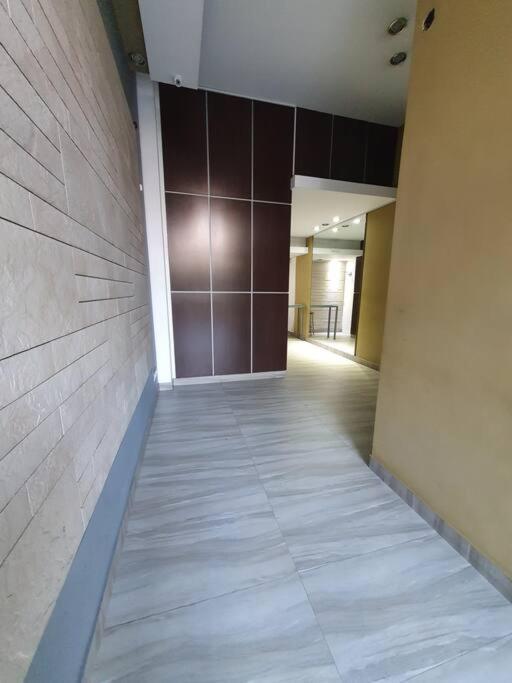 Apartamento Departamento Muy Luminoso Renovado En *