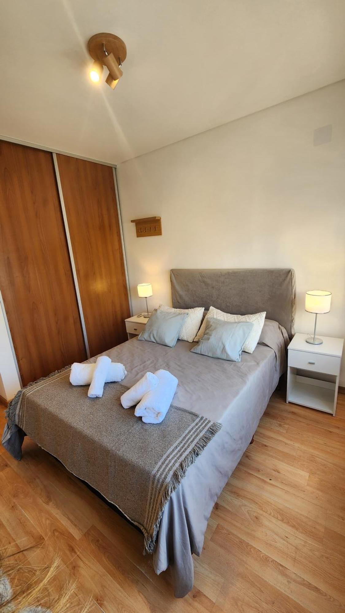 Apartamento Departamento Muy Luminoso Renovado En