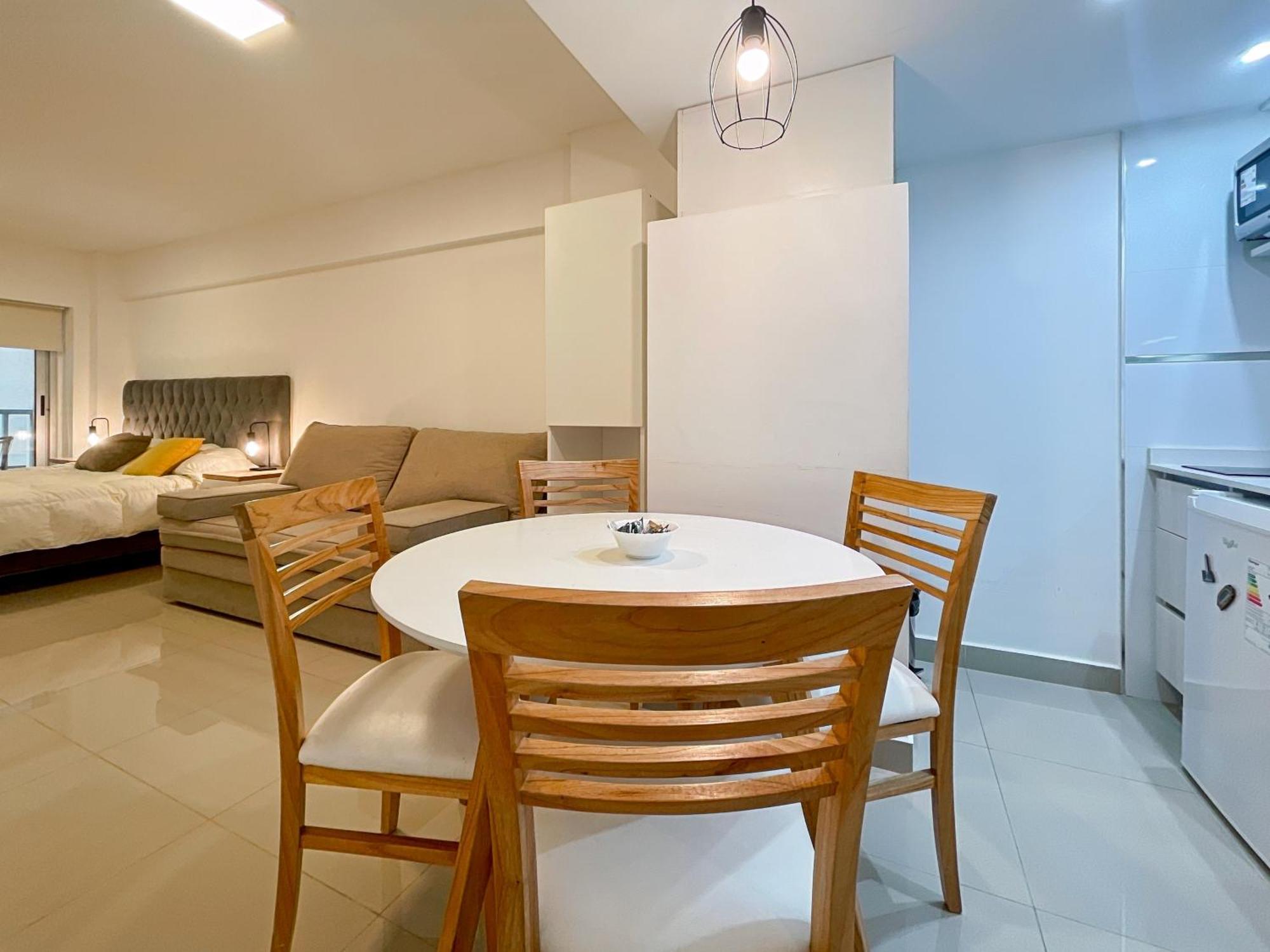 With Pool And Balcony In San Telmo *