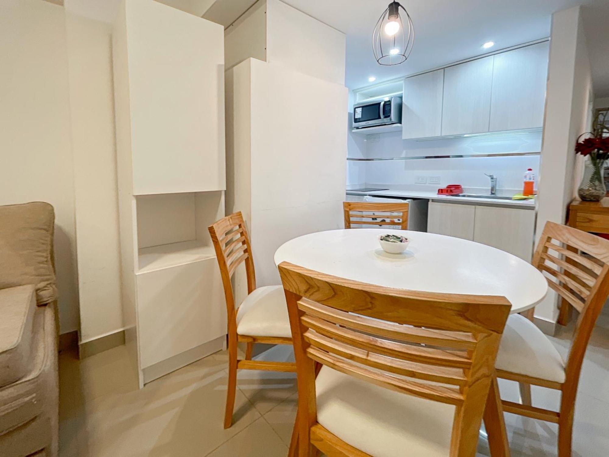 With Pool And Balcony In San Telmo Apartamento