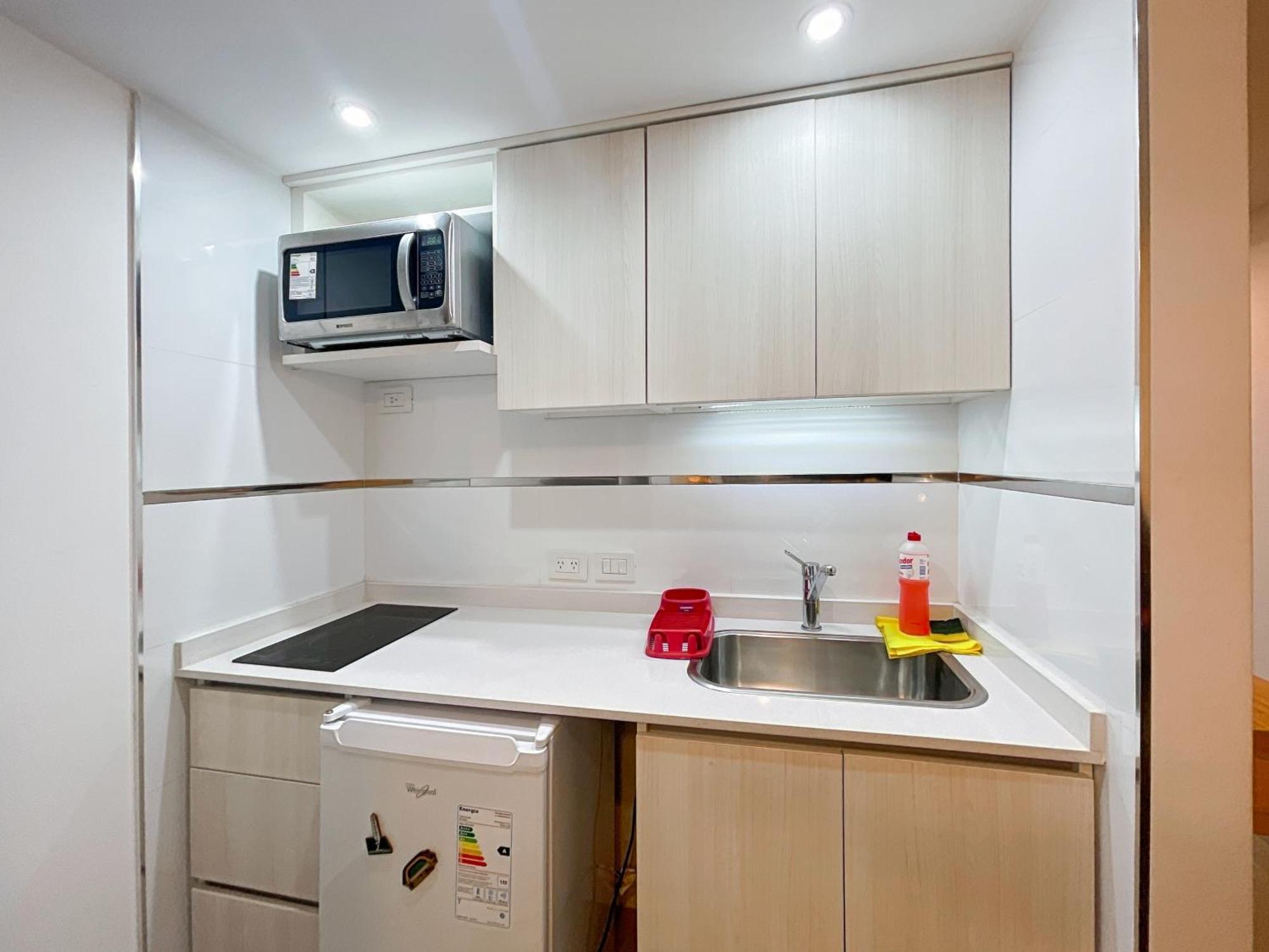 With Pool And Balcony In San Telmo Apartamento *