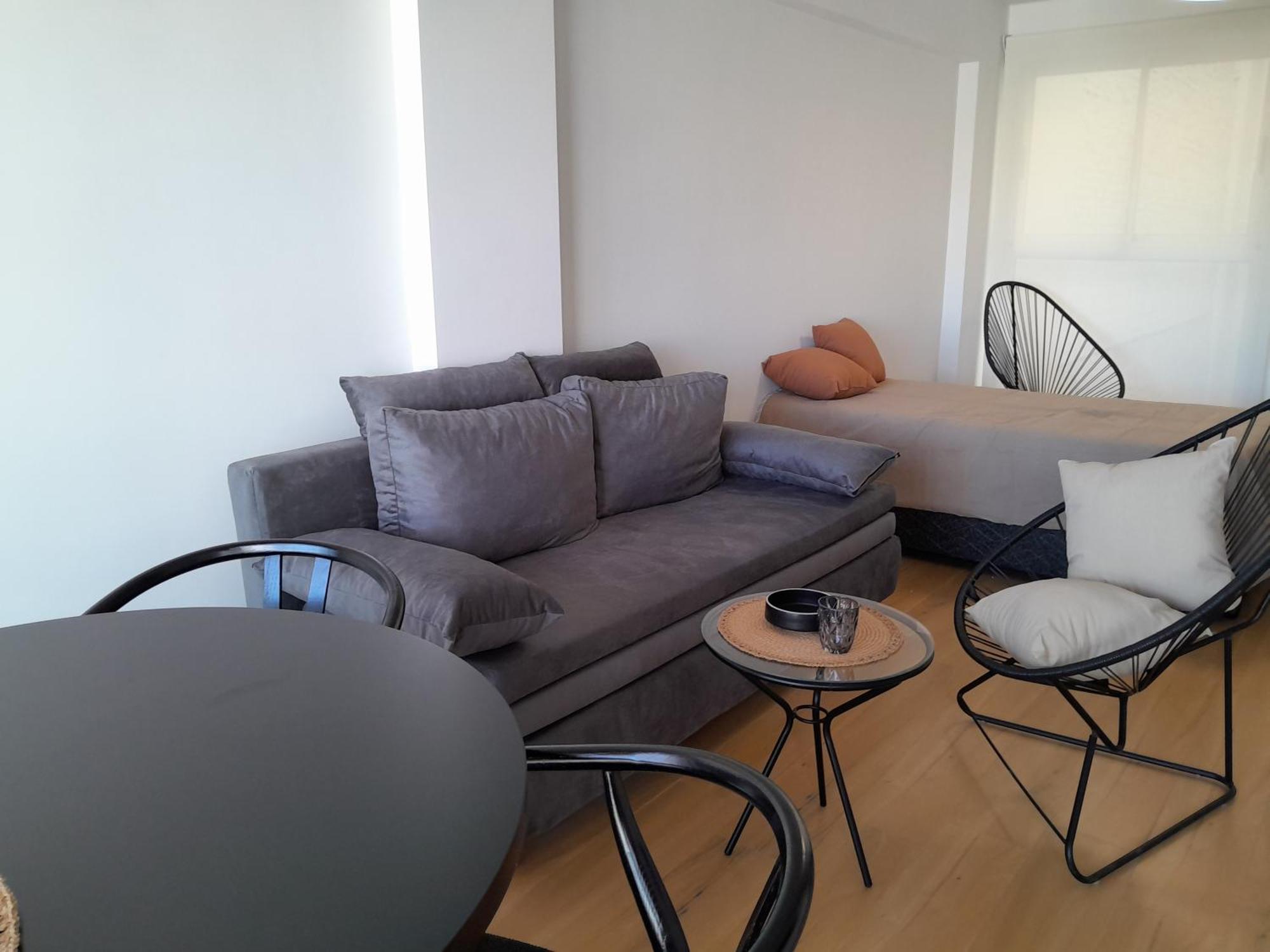 Apartment Monoambiente En Crespo Zona Movistar Arena