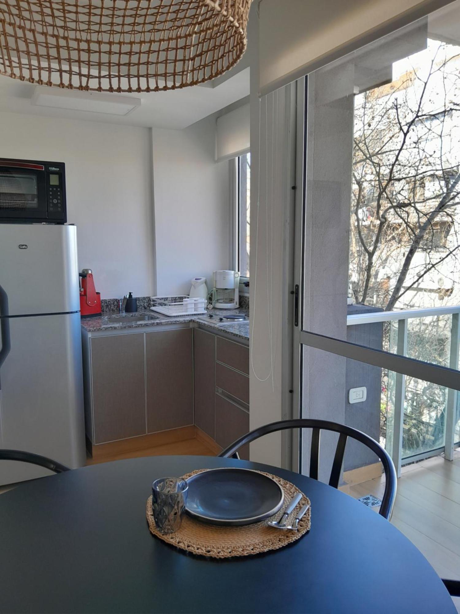 Monoambiente En Crespo Zona Movistar Arena Apartment
