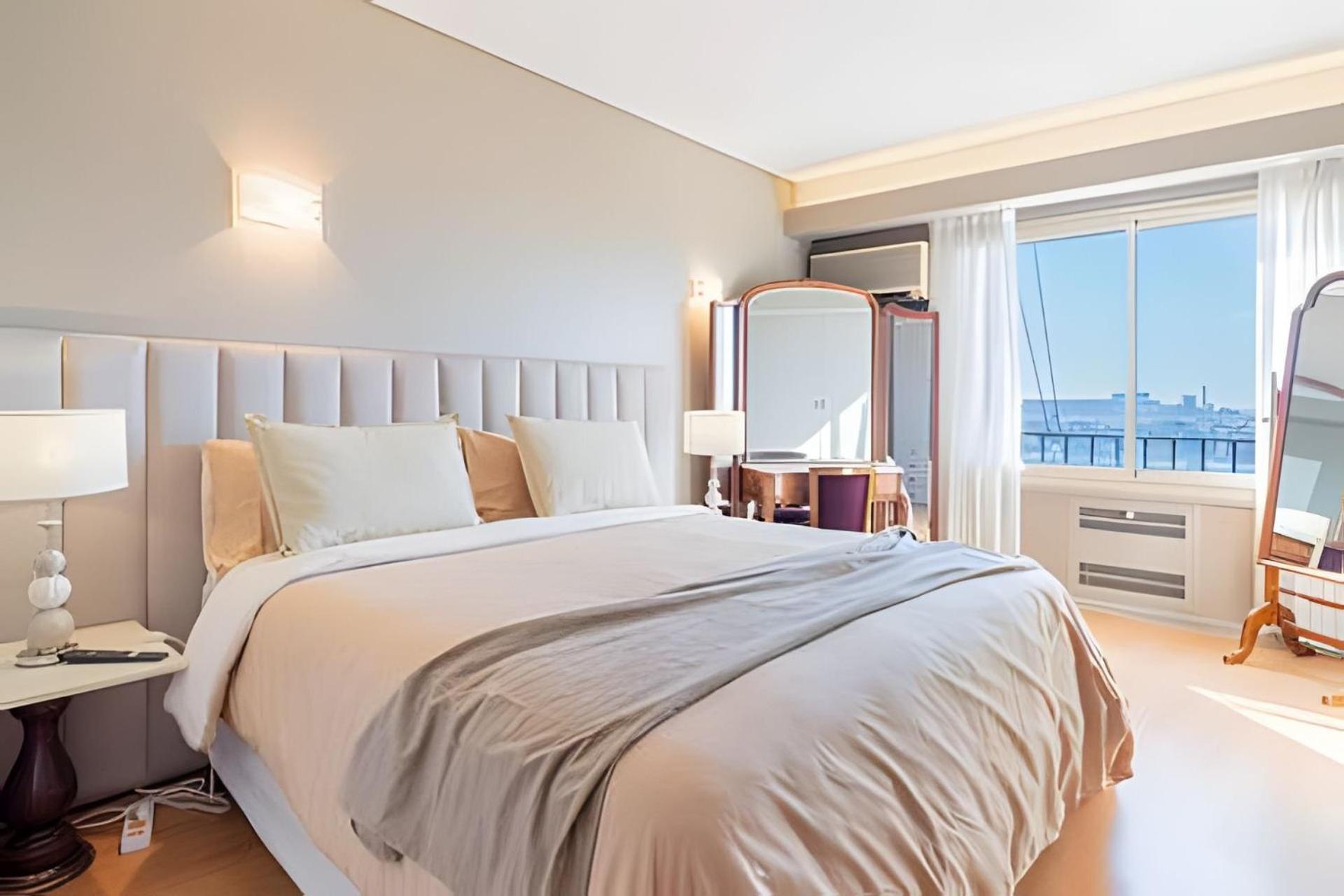 Amplio Y Centrico En Av. Libertador Ideal Familias Apartamento