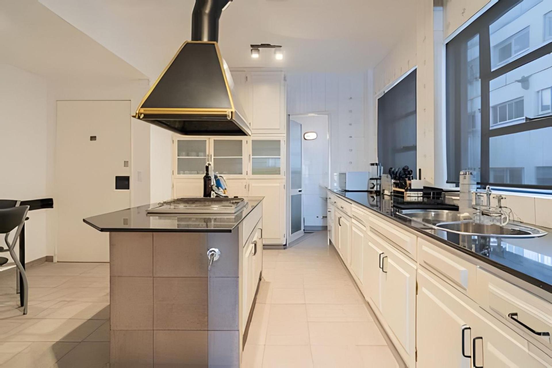 Amplio Y Centrico En Av. Libertador Ideal Familias Apartamento *