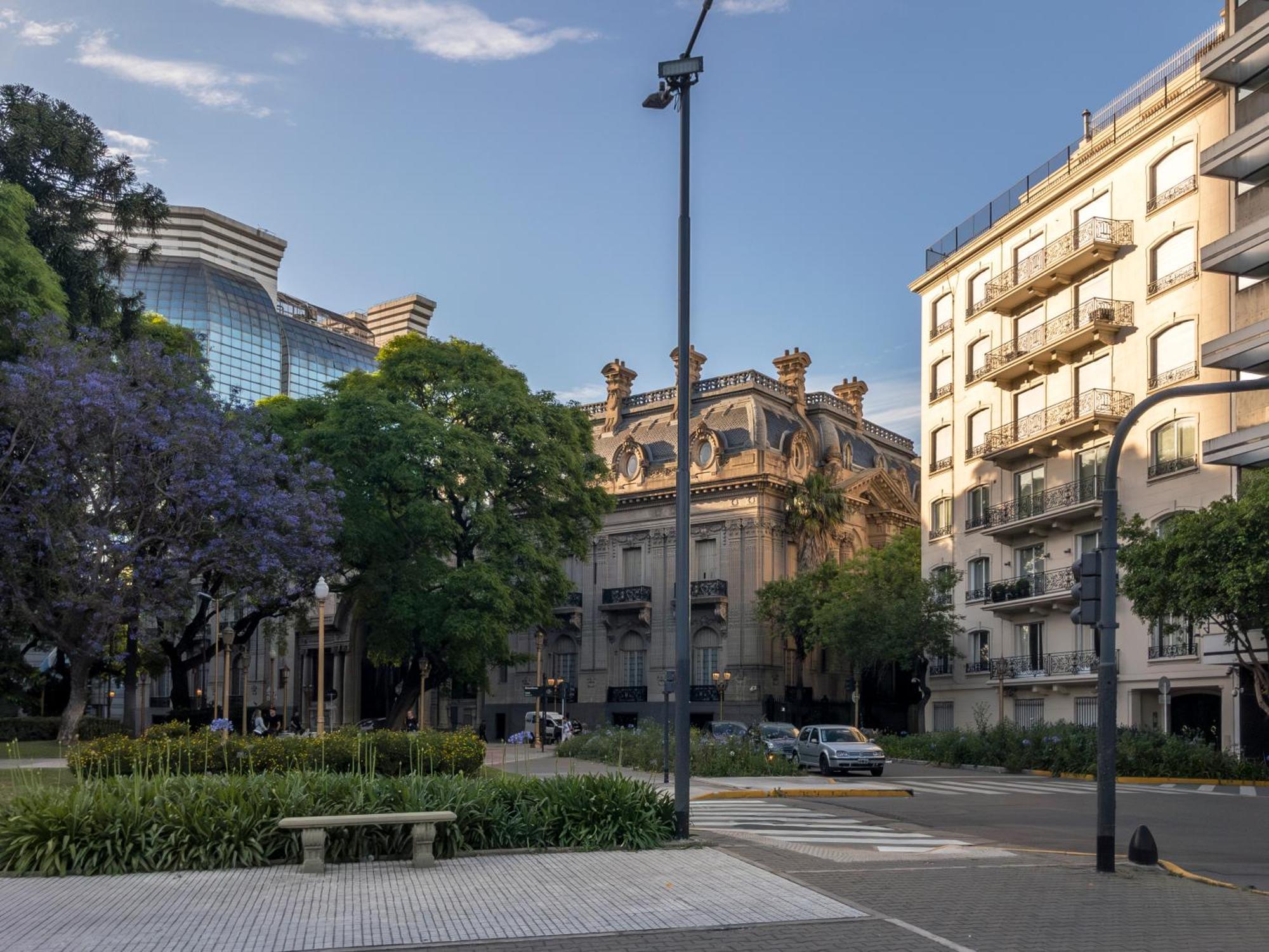 Up Retiro Ciudad Autónoma de Buenos Aires