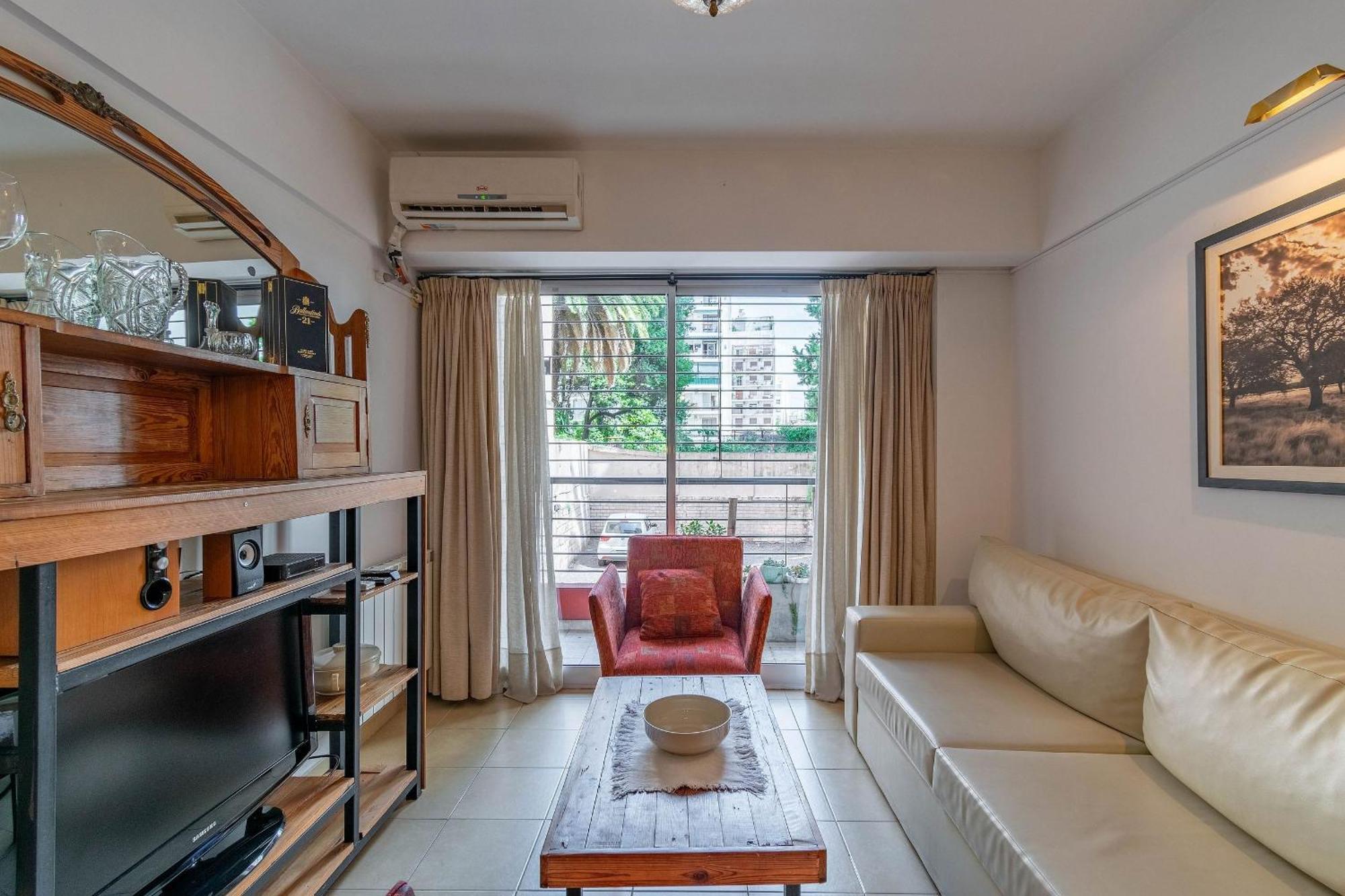 Espacioso Departamento Con Cochera En Recoleta Apartamento