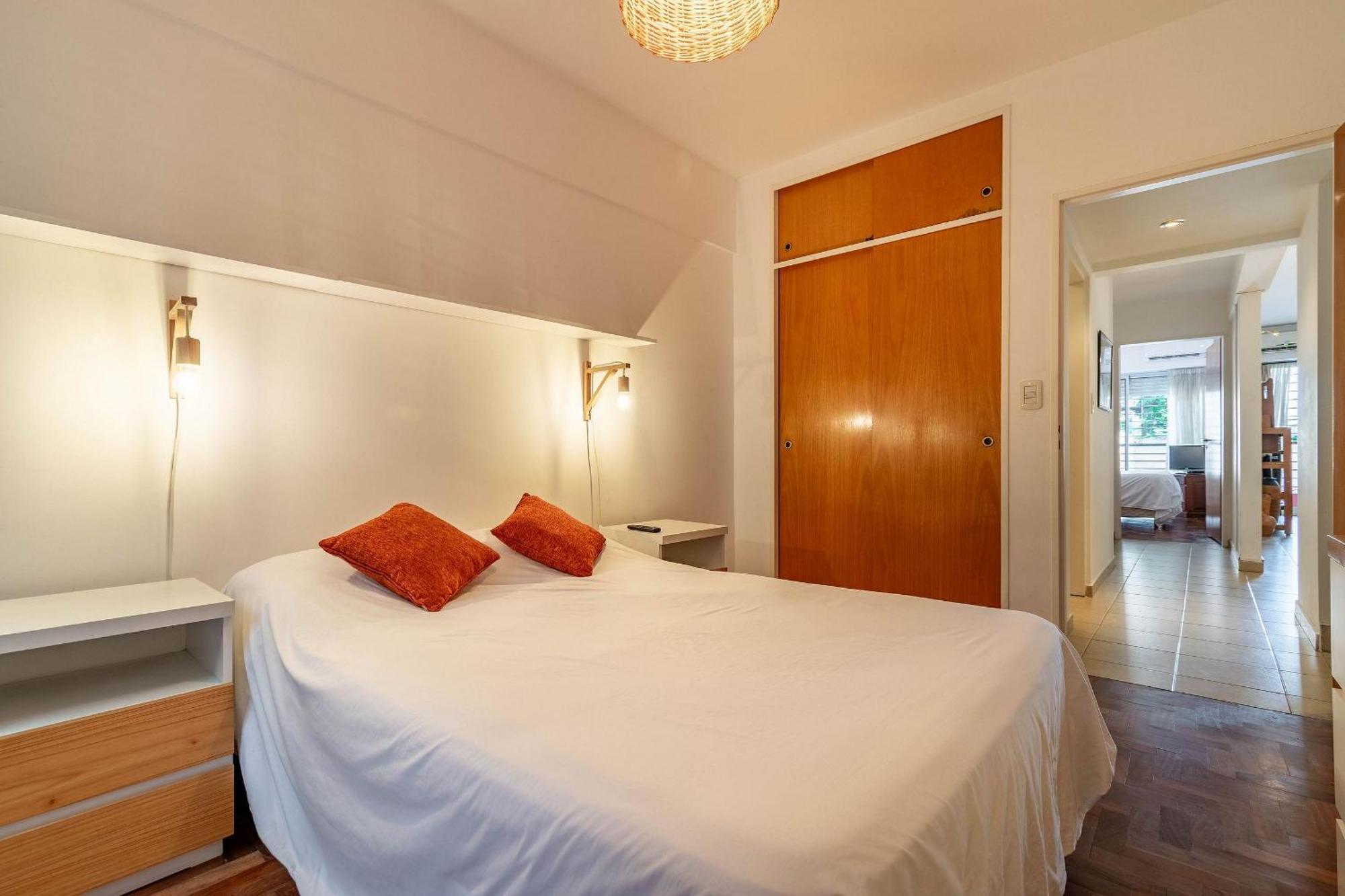 Apartamento Espacioso Departamento Con Cochera En Recoleta