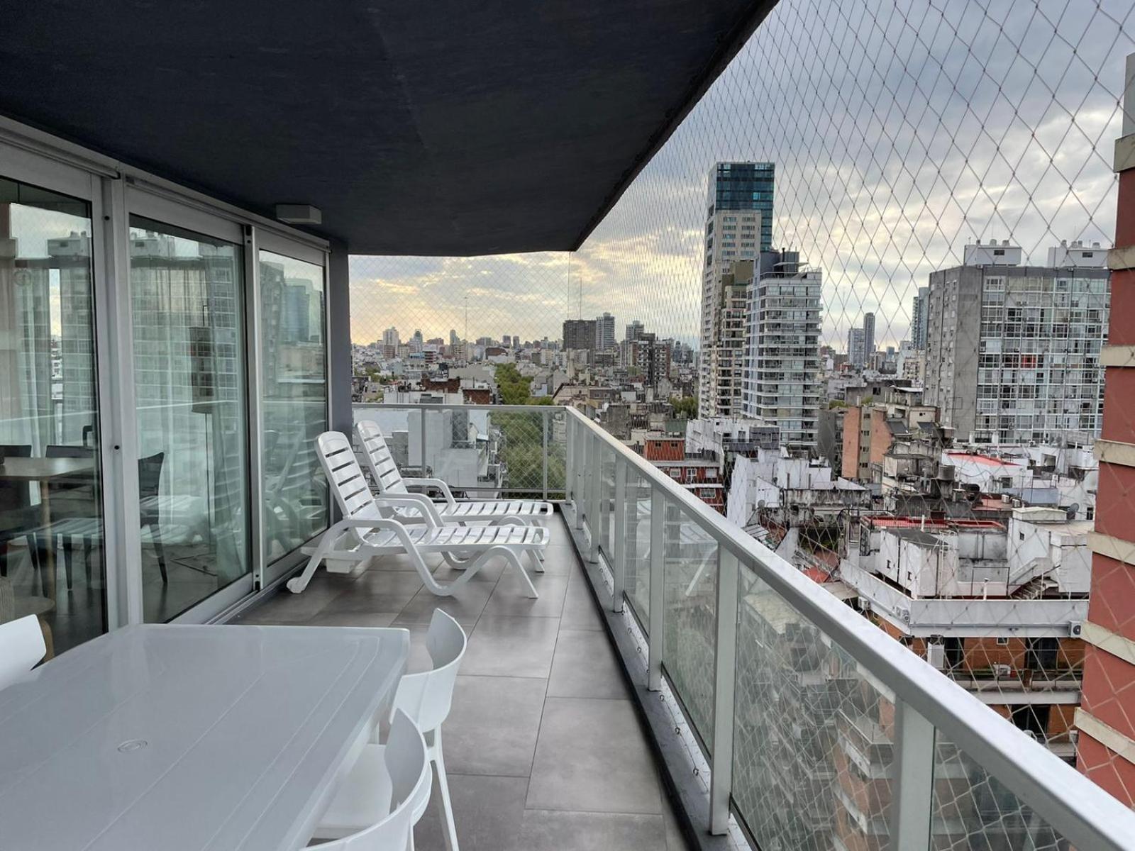 2 Y Parrilla En Palermo Soho, Entre Don Julio Y El Preferido * Ciudad Autónoma de Buenos Aires