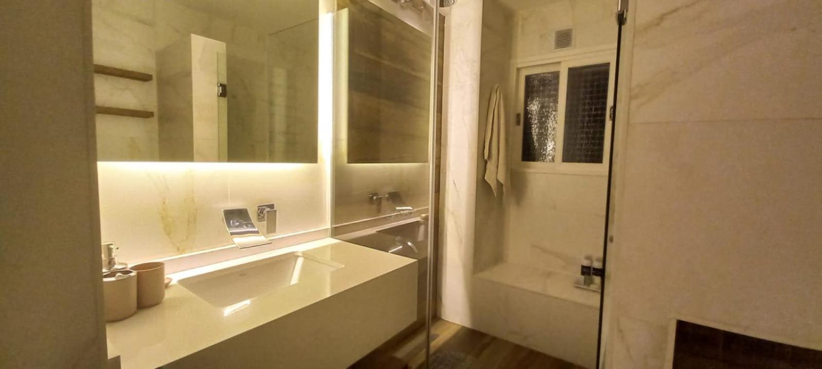 Apartamento Duplex Luminoso De Categoria Con Balcon Terraza *