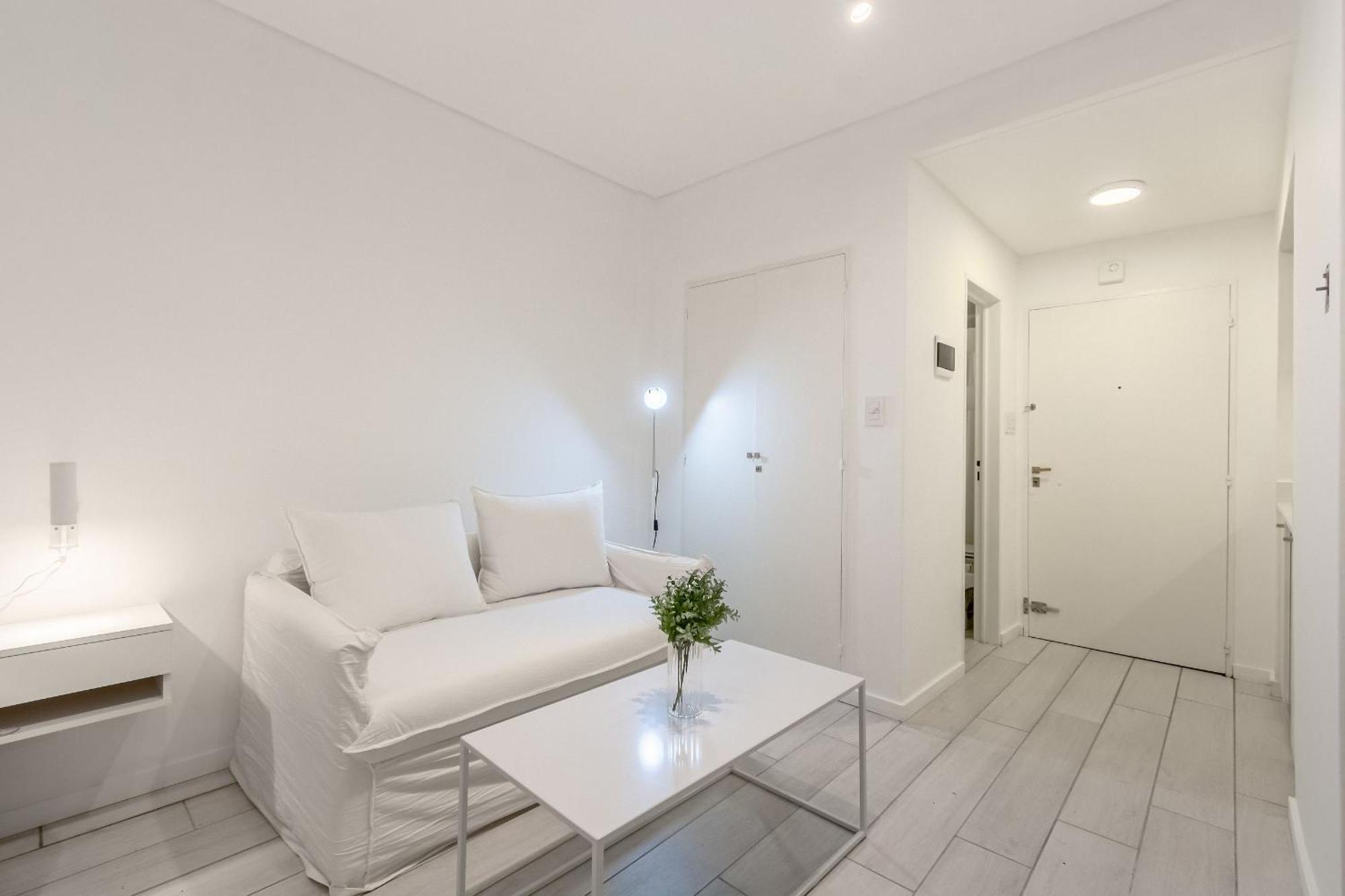 Impecable Estudio En Retiro, En Av. Libertador * Ciudad Autónoma de Buenos Aires
