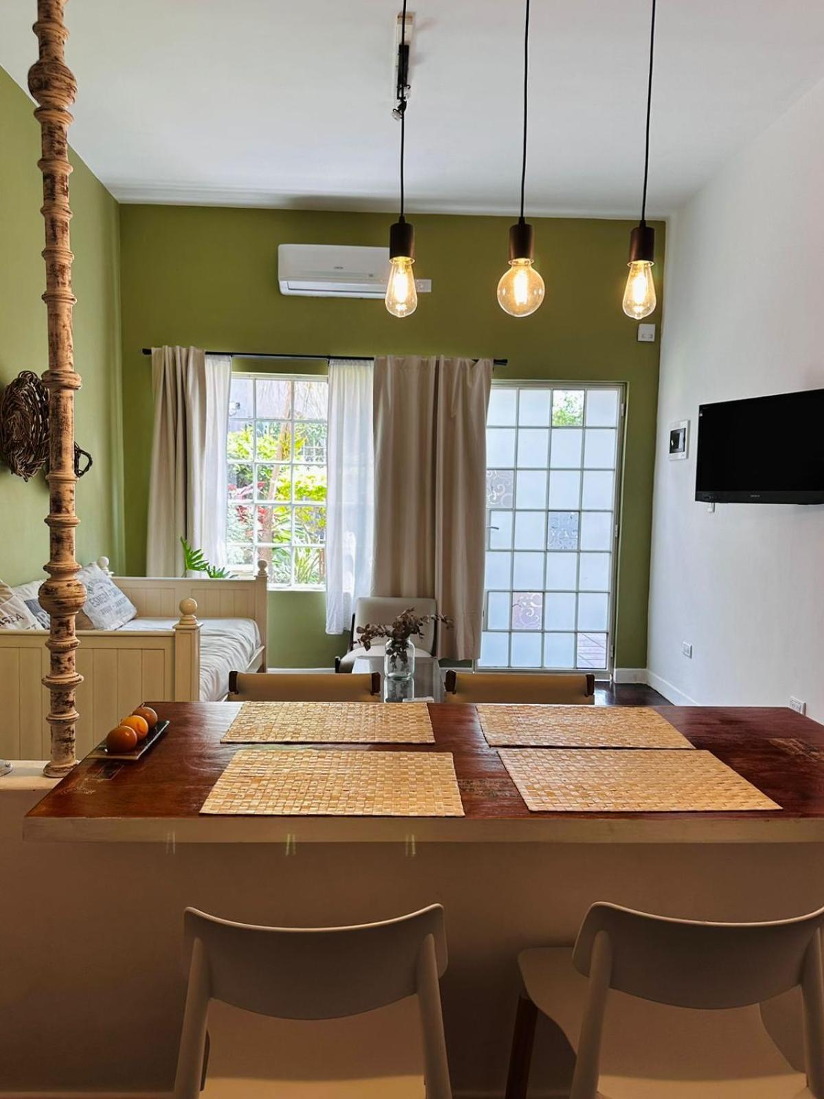 Apartamento Calido Monoambiente Con Amplia Cocina En Devoto