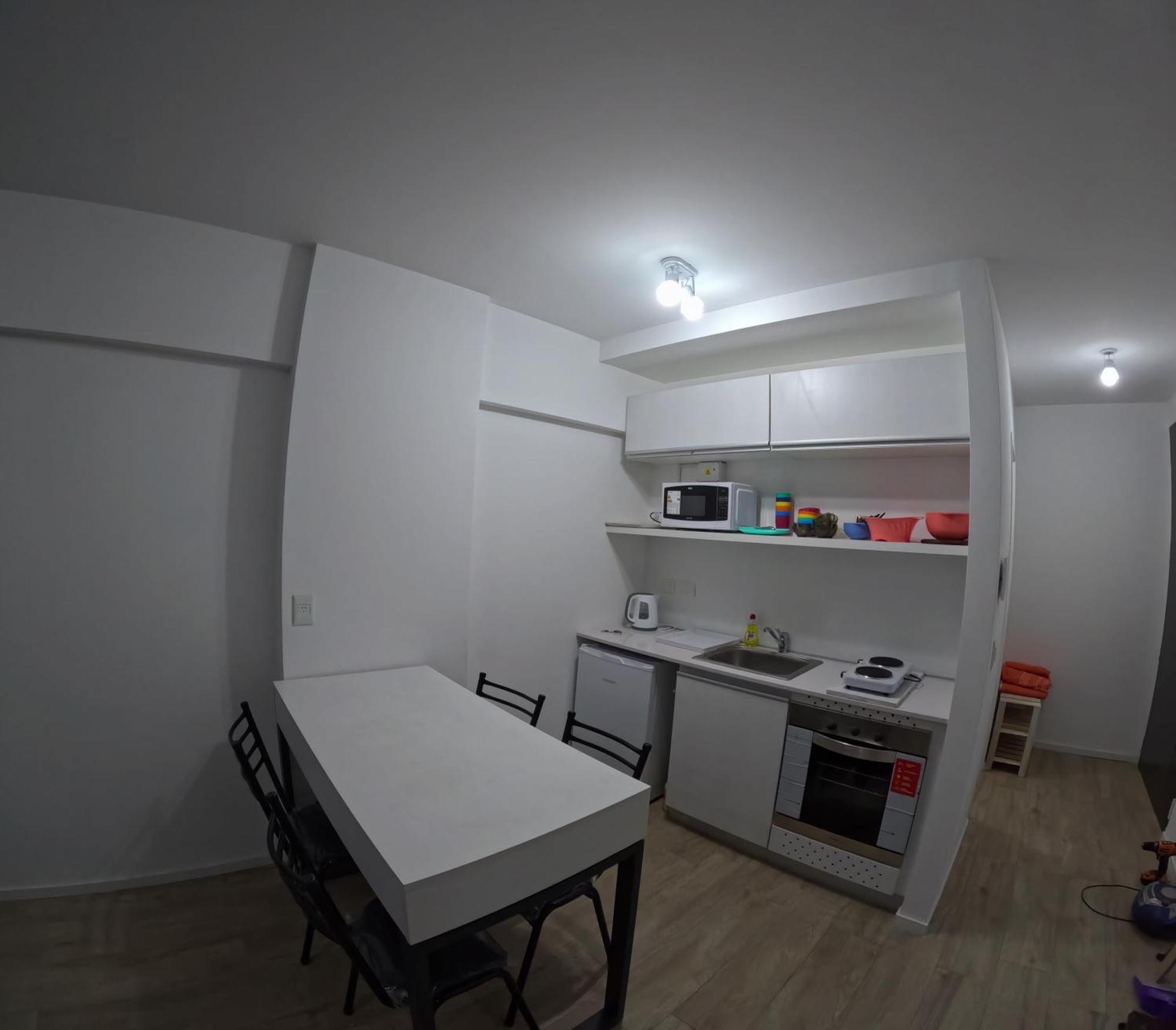 Departamento Con Balcon Y Pileta En Palermo Hollywood *