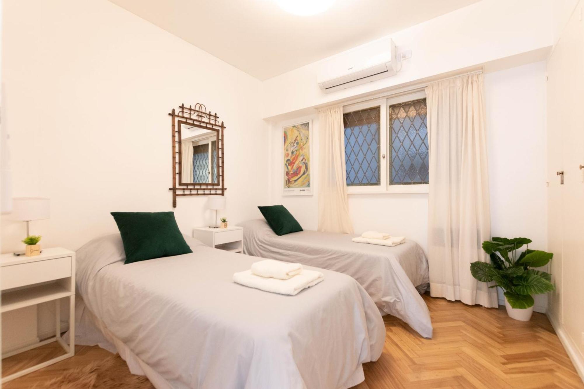 Fliphaus Junin 1347 - 2 Bd In Recoleta Mall *