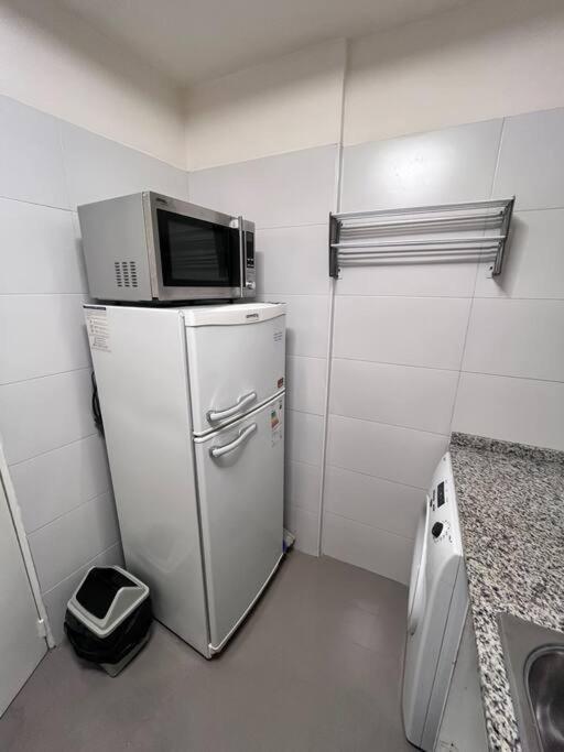 Apartamento Modern And Cozy Apt, Wifi Hv, Spacious Kitchen