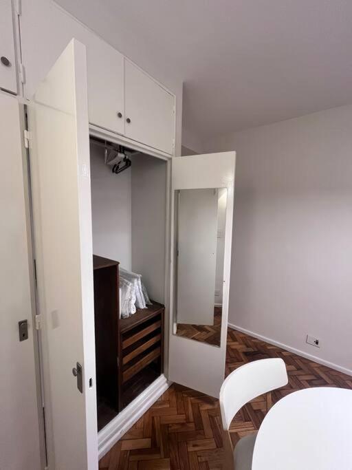 Modern And Cozy Apt, Wifi Hv, Spacious Kitchen